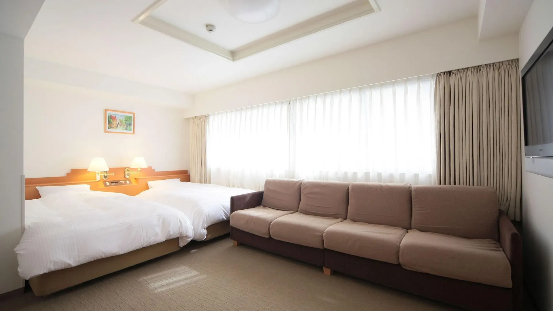 Shin-Osaka Station Hotel 4*, Ósaka Japonsko