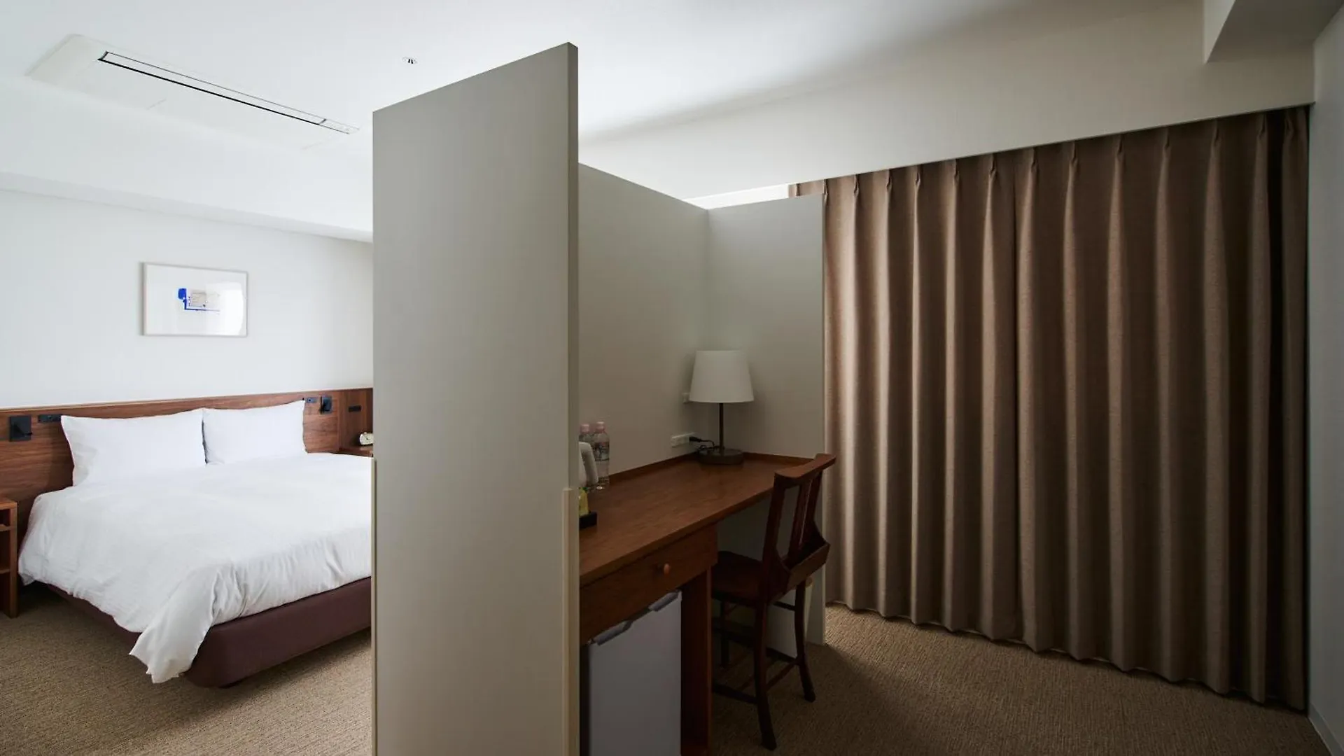 Shin-Osaka Station Hotel 4*, Osaka Japan
