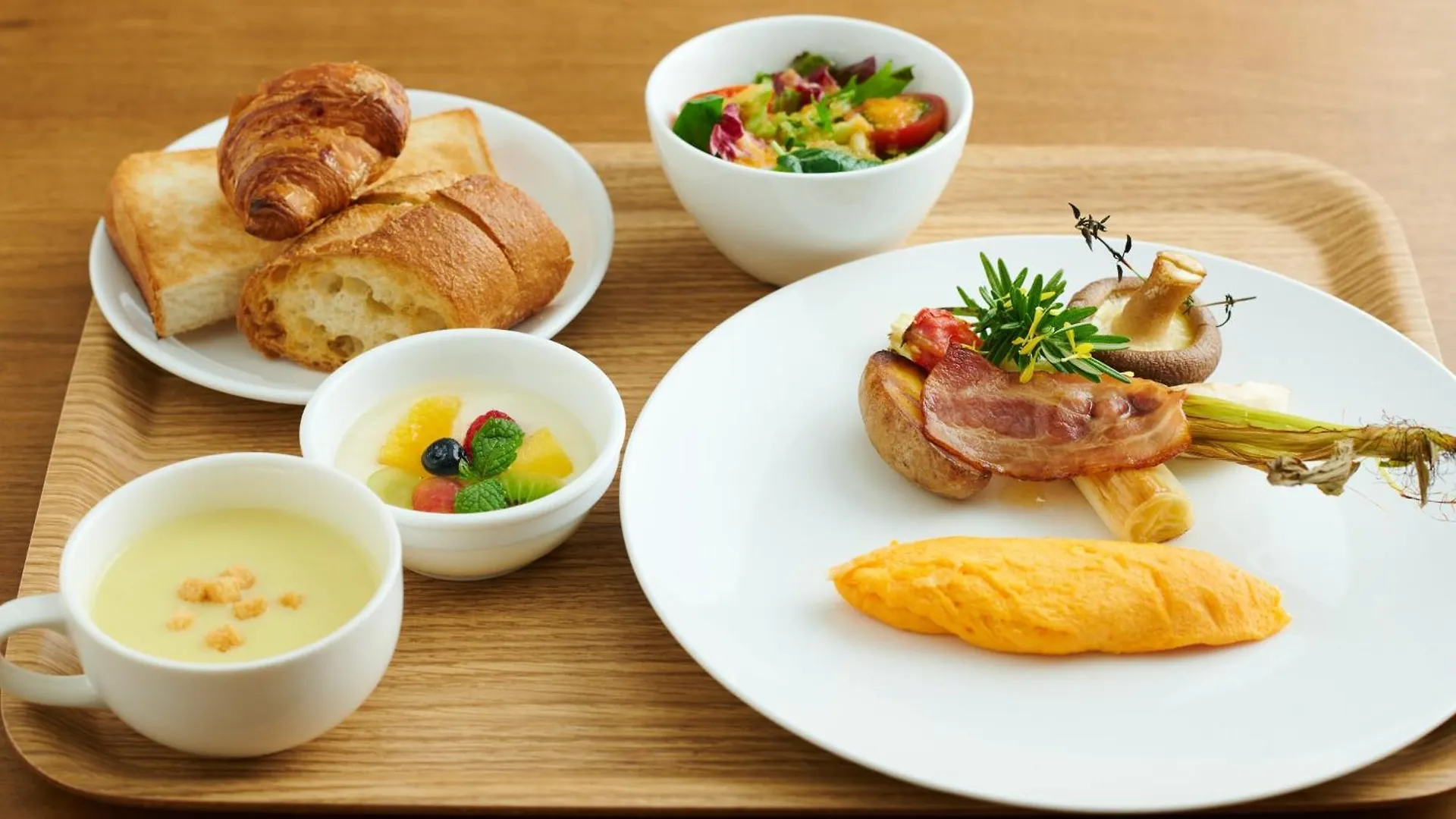 Shin-Osaka Station Hotel